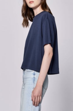 Maddox Cropped Tee in Navy