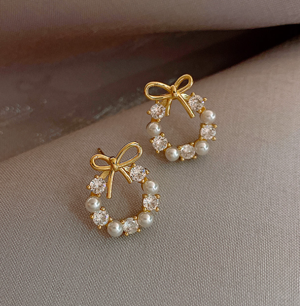 Pearl & Crystal Wreath Earrings